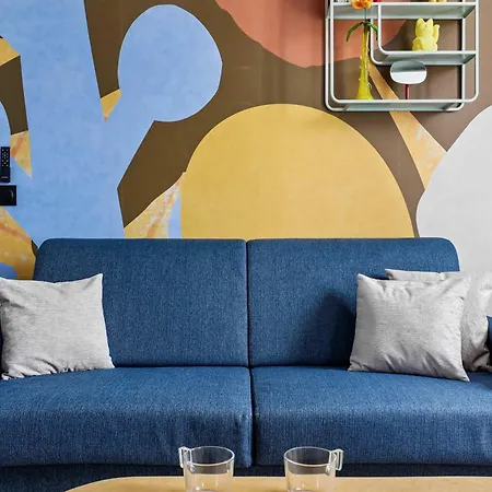 Stunning Flat 2 Bedrooms Sleeps 6 Canal Saint-martin Paris
